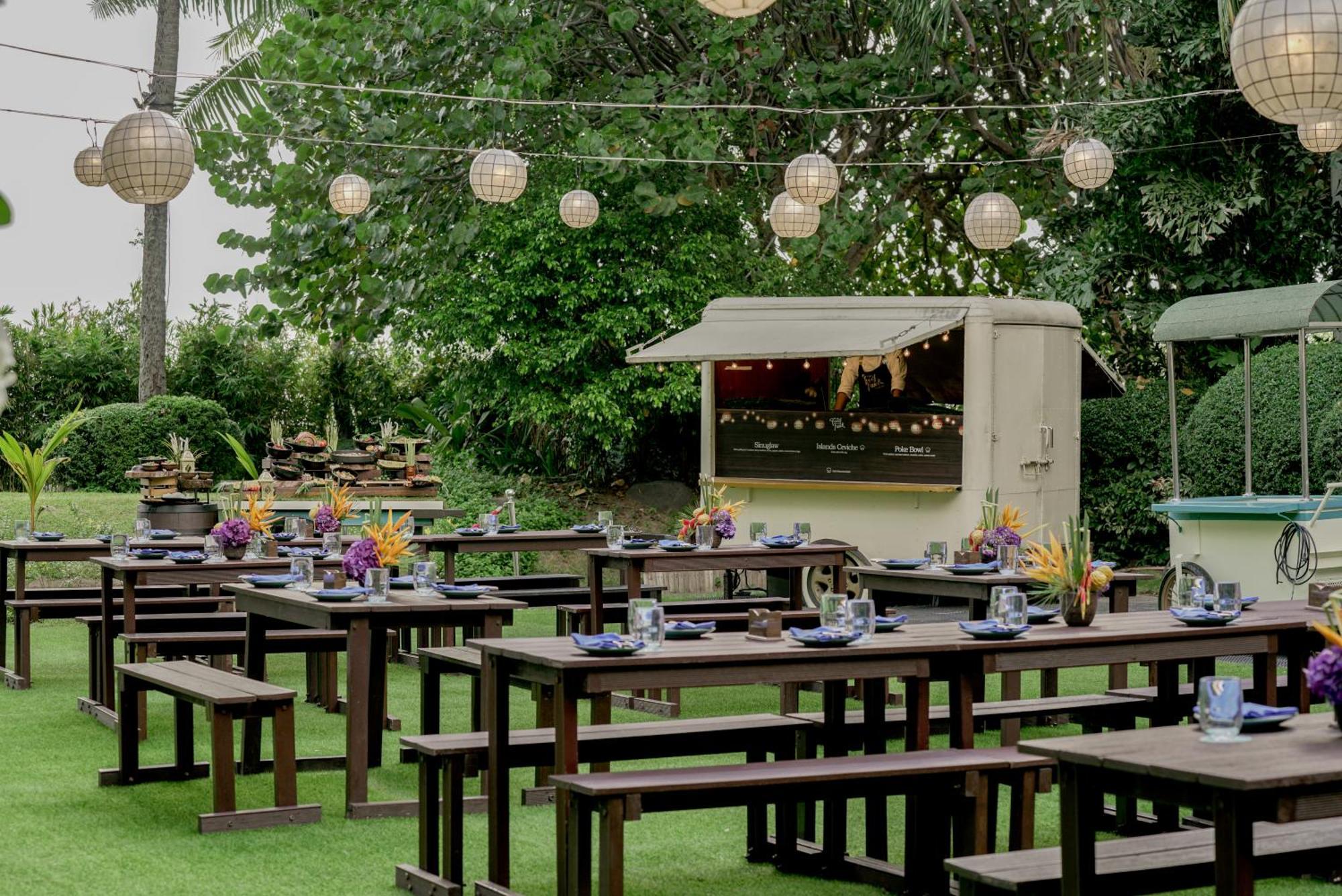Sofitel Philippine Plaza Manila Hotel Pasay Exterior photo The Garden at 1706